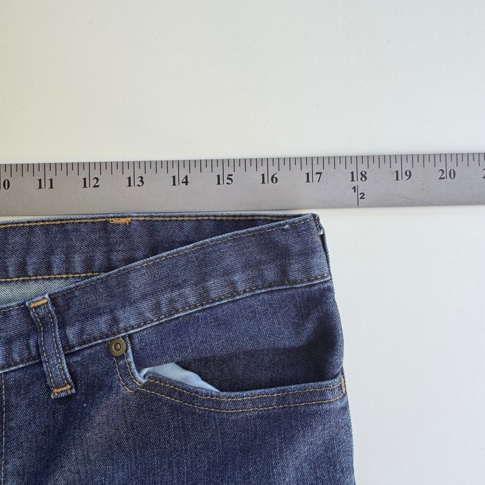 Carhartt Relaxed Fit Jeans Women 12R Dark Wash NWOT Durable Cotton Blend Denim - Picture 9 of 12